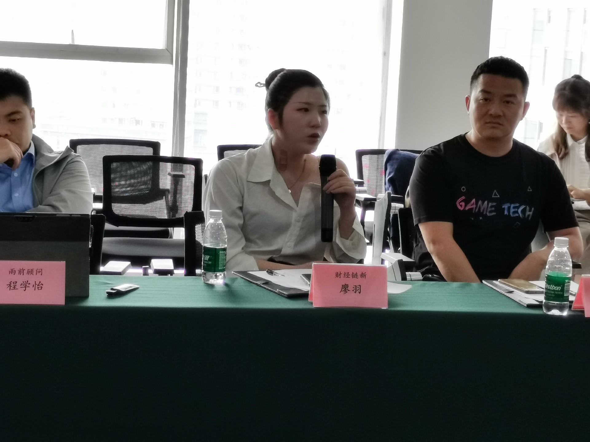 启明星辰:预计2025年实现营收23亿元-24.2亿元